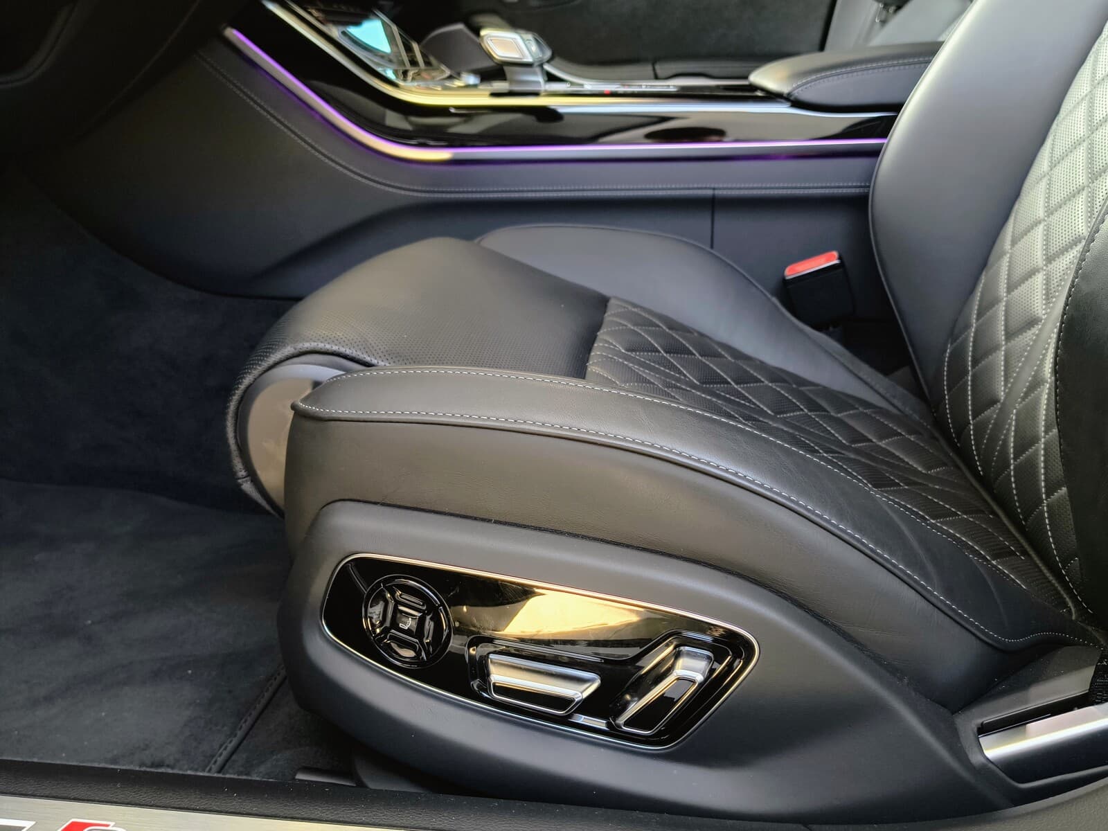 Audi S8 TFSI