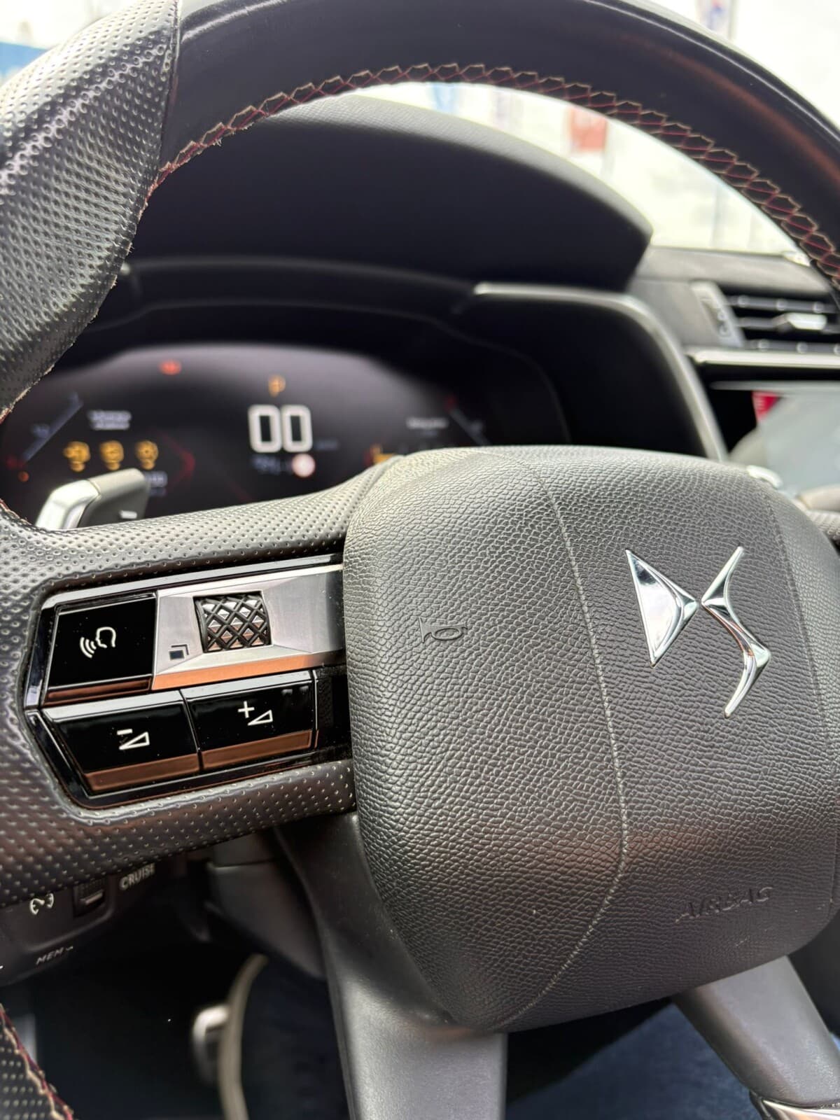 DS Automobiles DS 7 Crossback