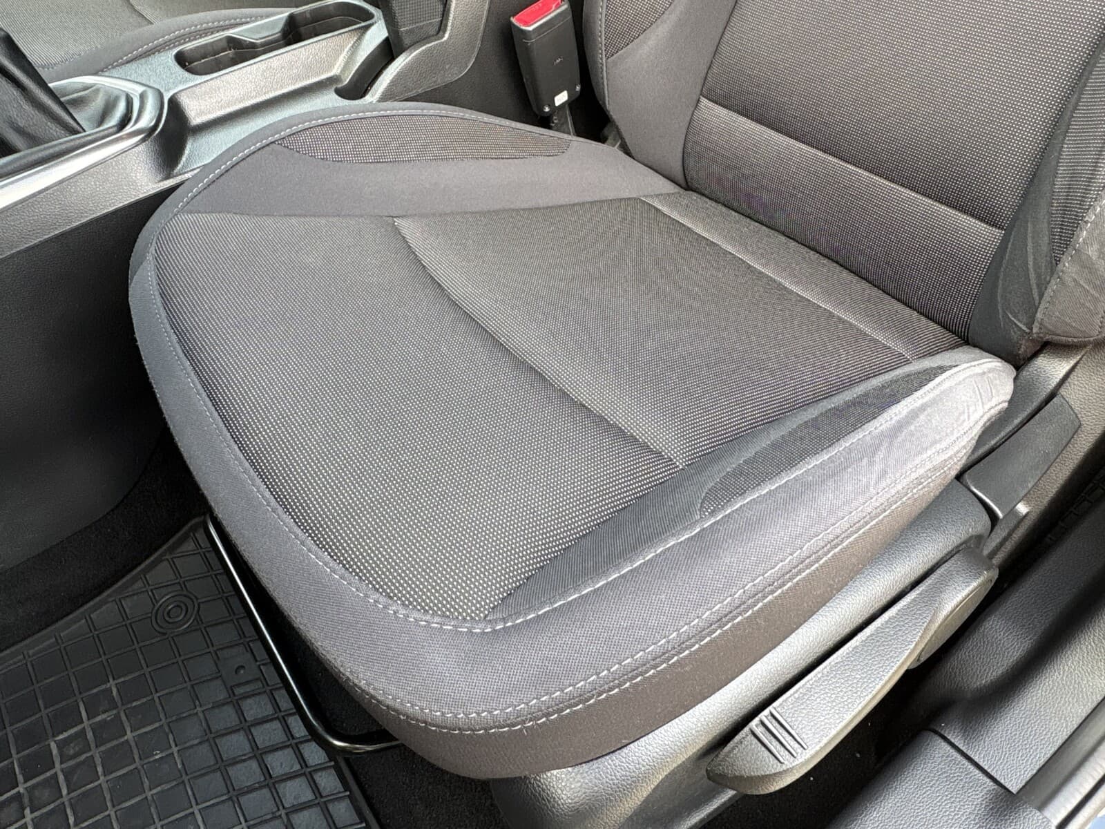 SsangYong/KGM Tivoli Grand
