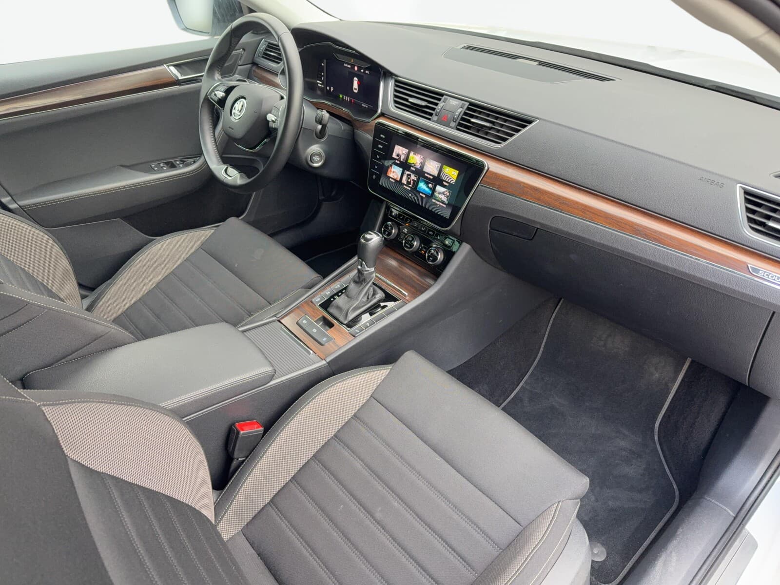 Škoda Superb