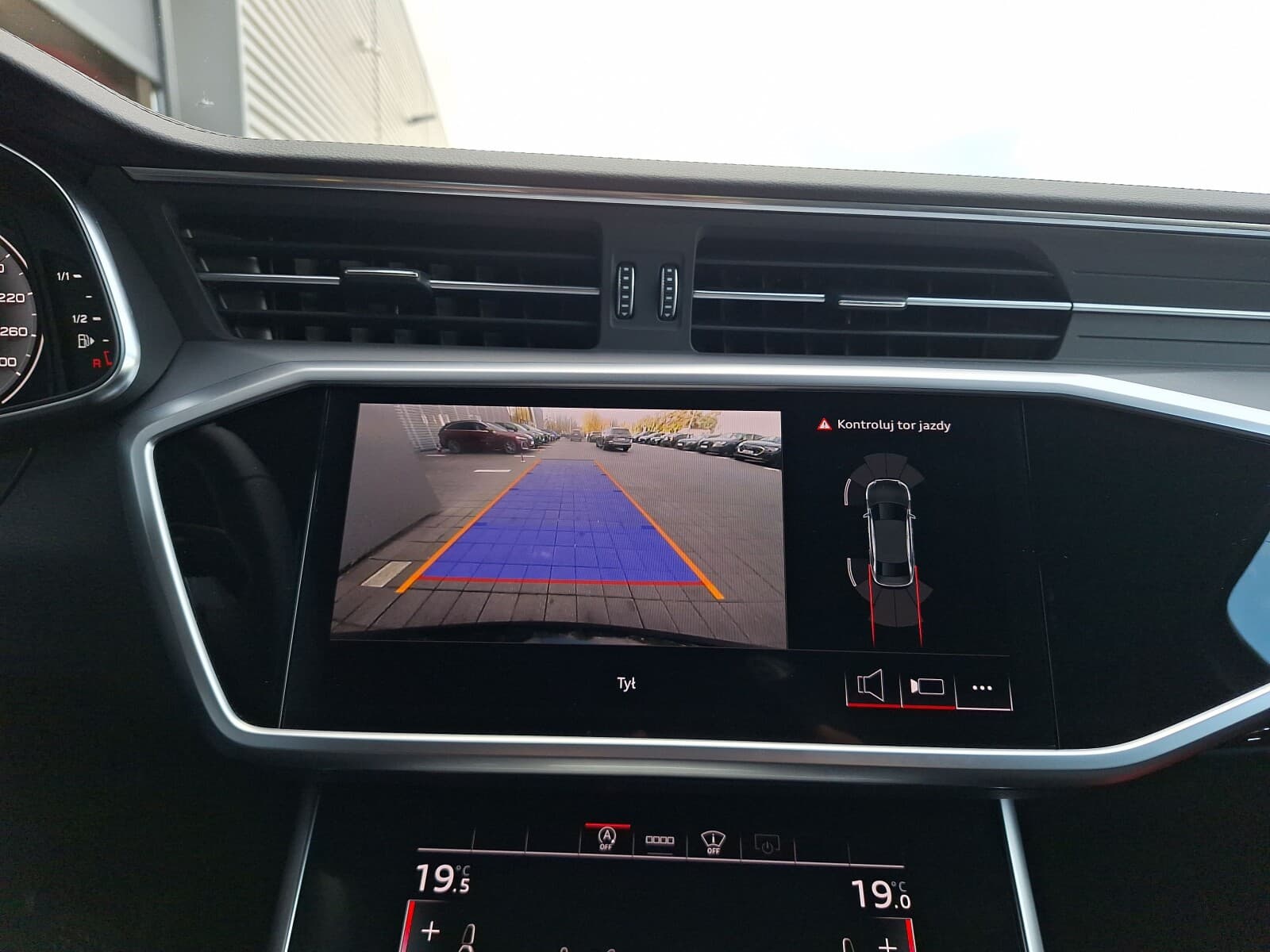 Audi A6 Limousine