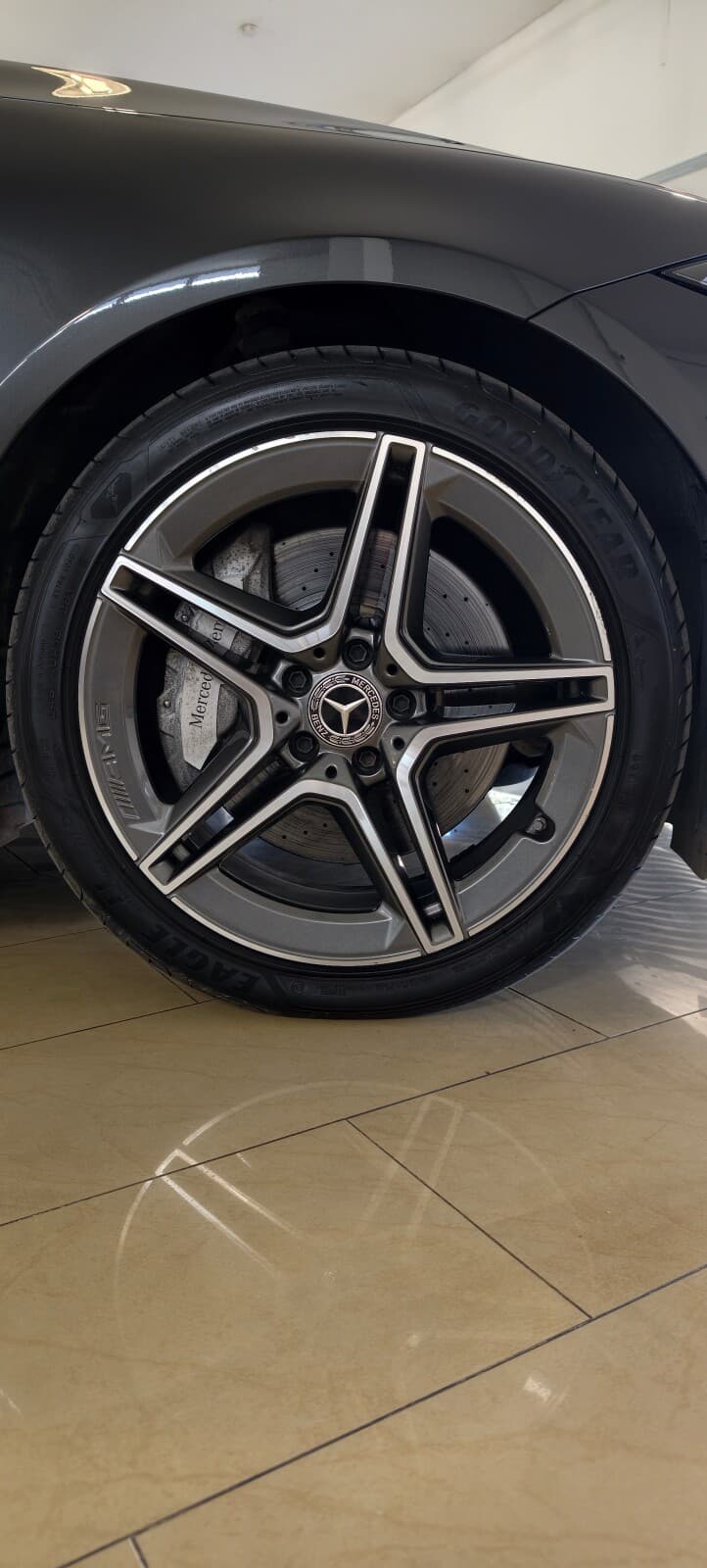 Mercedes-Benz CLS 300