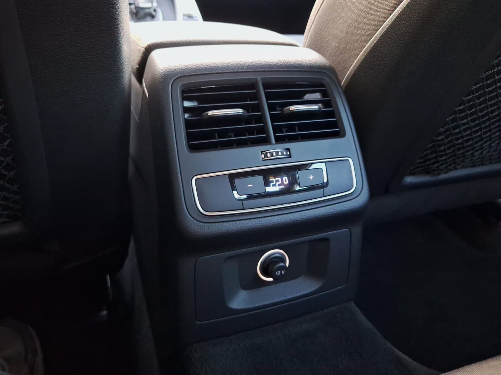 Audi A4 Limousine