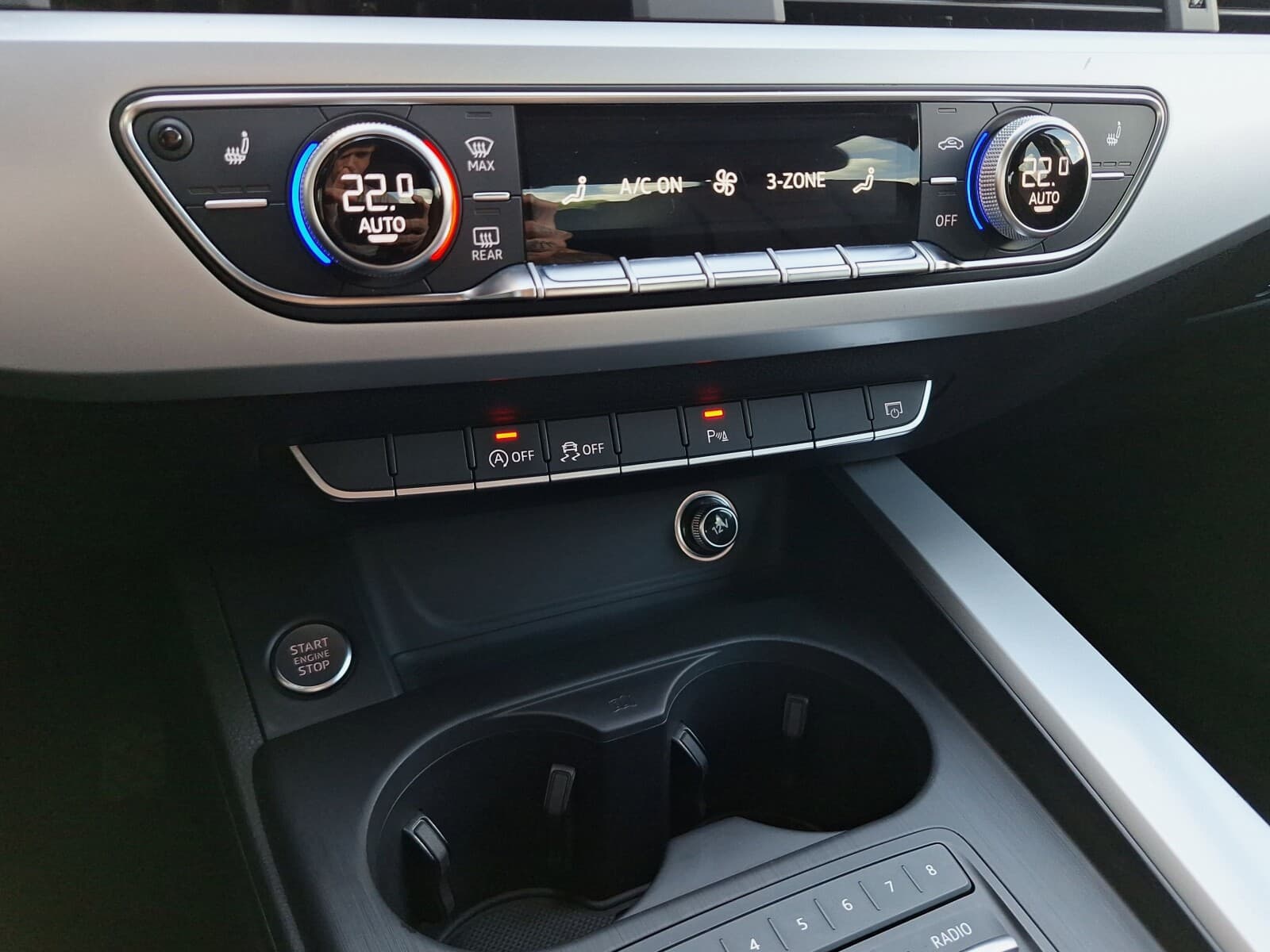 Audi A4 Limousine