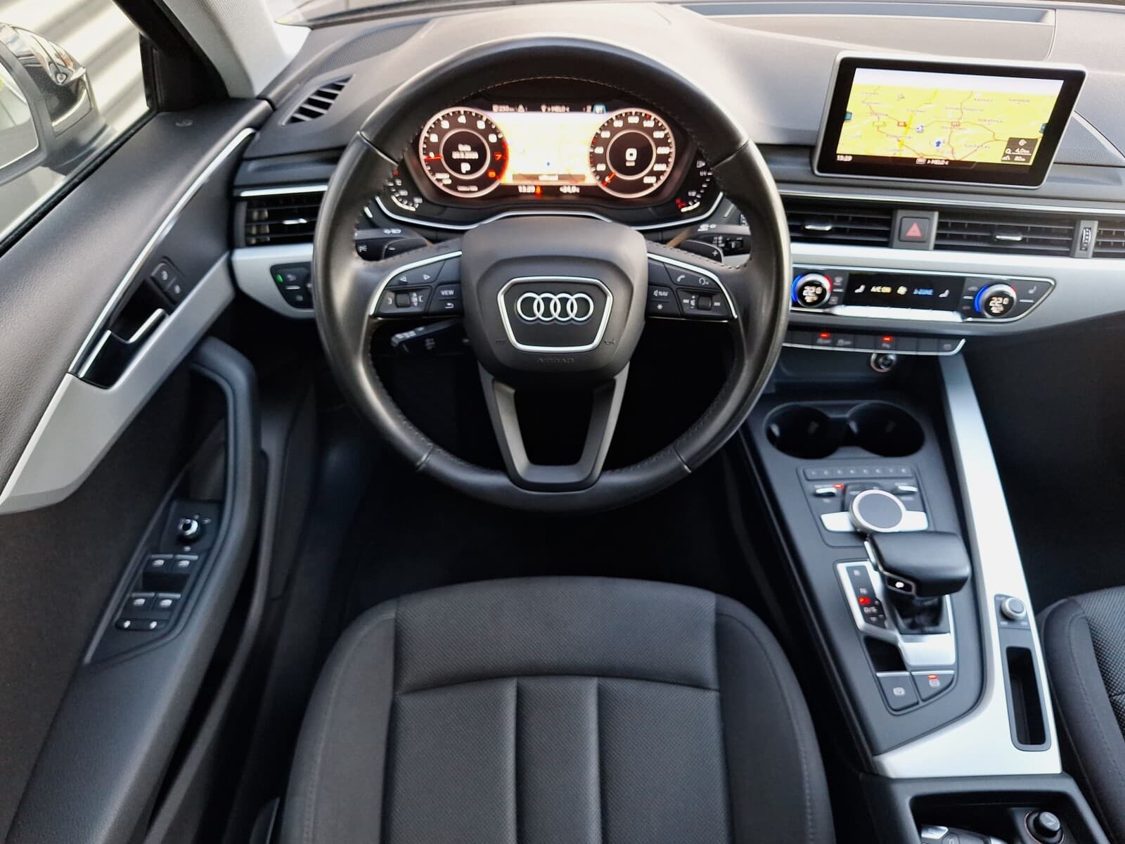 Audi A4 Limousine