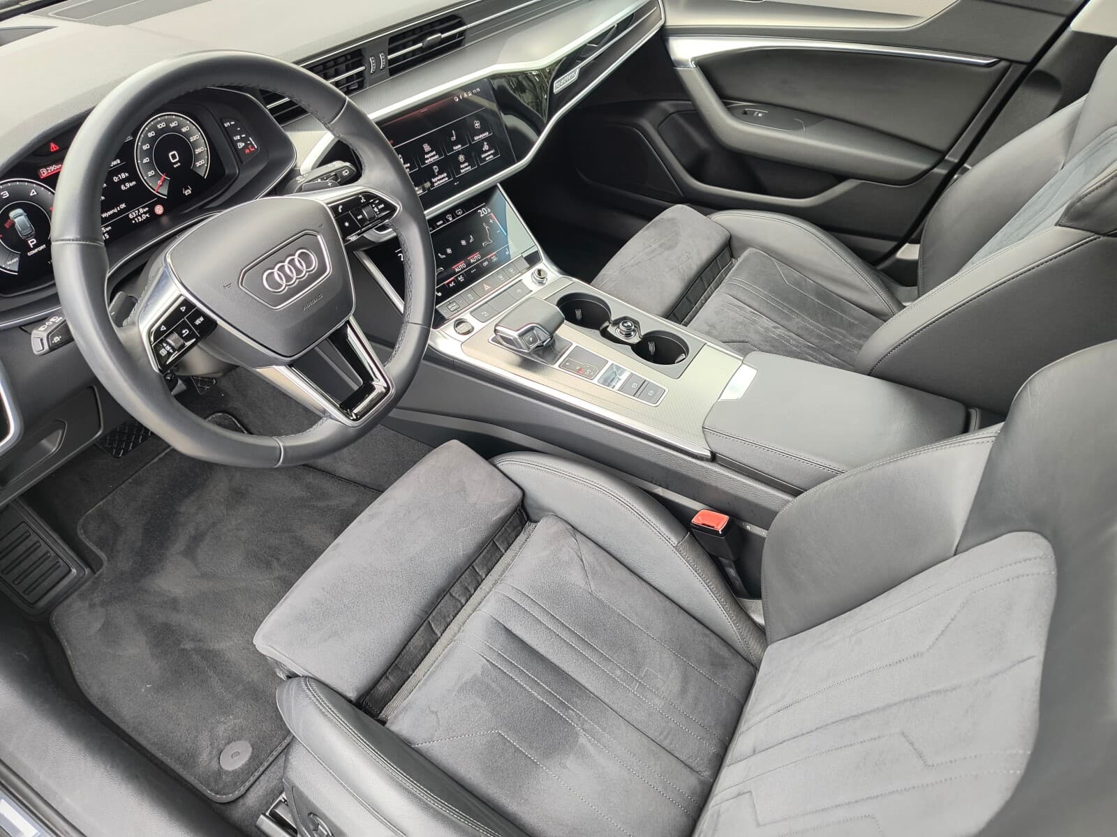 Audi A6 Avant