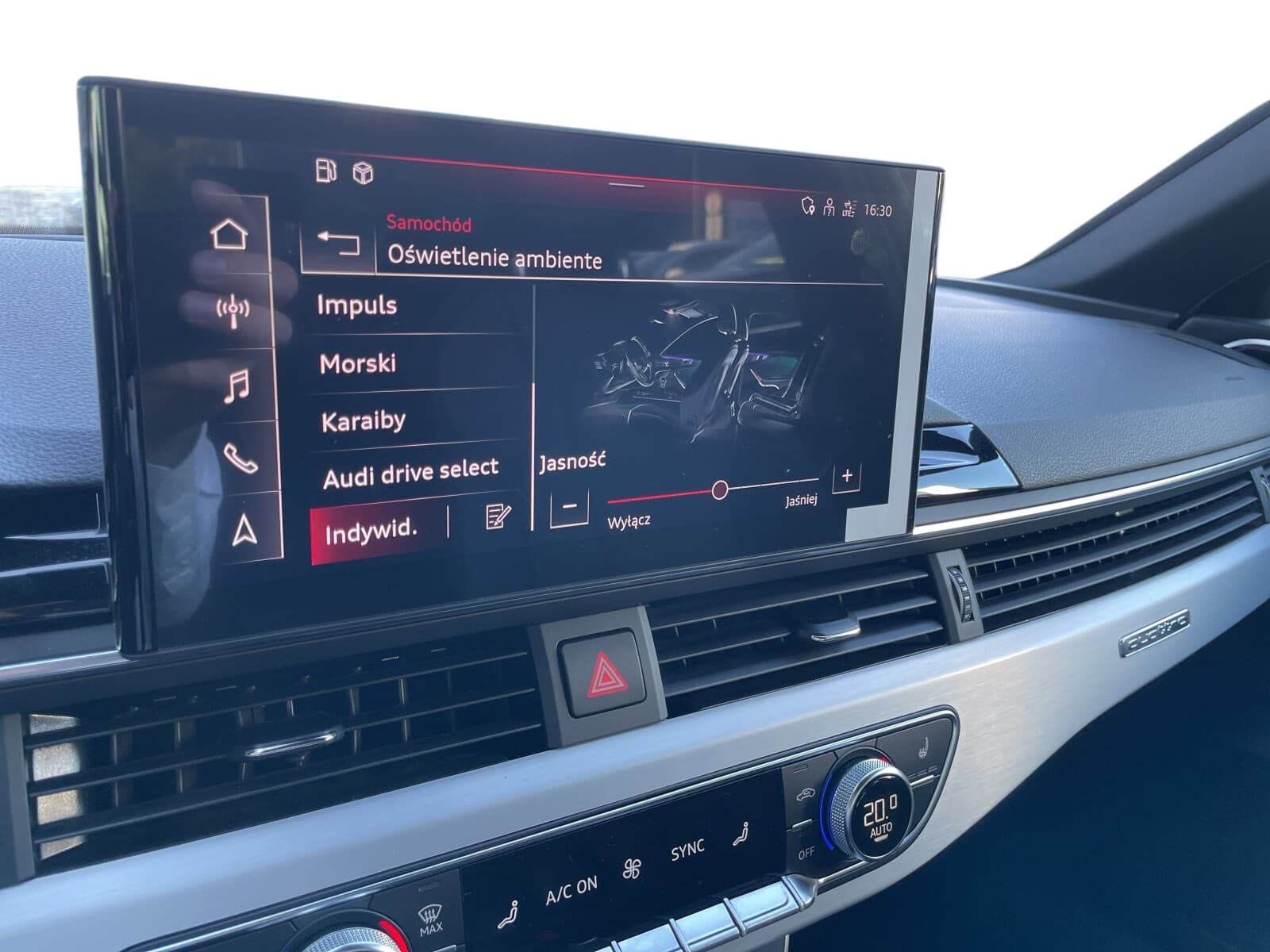 Audi A4 Limousine