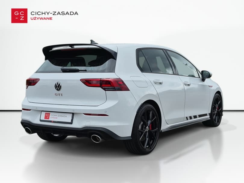 Volkswagen Golf 2024