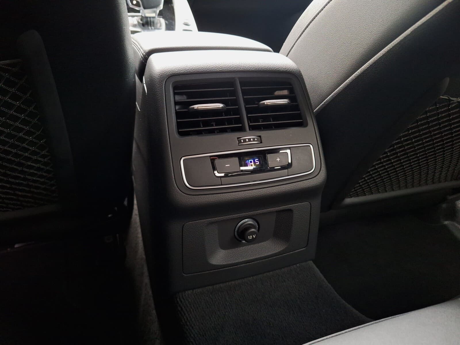 Audi A4 Limousine