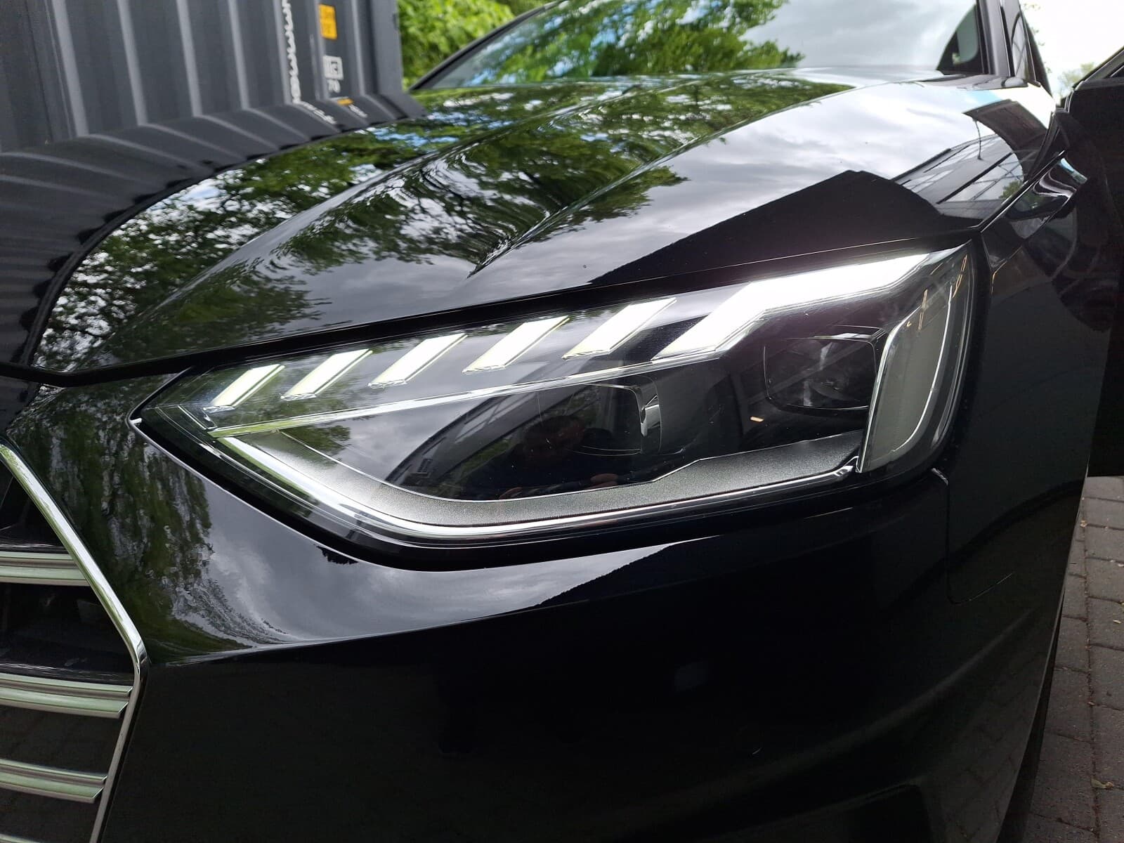 Audi A4 Limousine