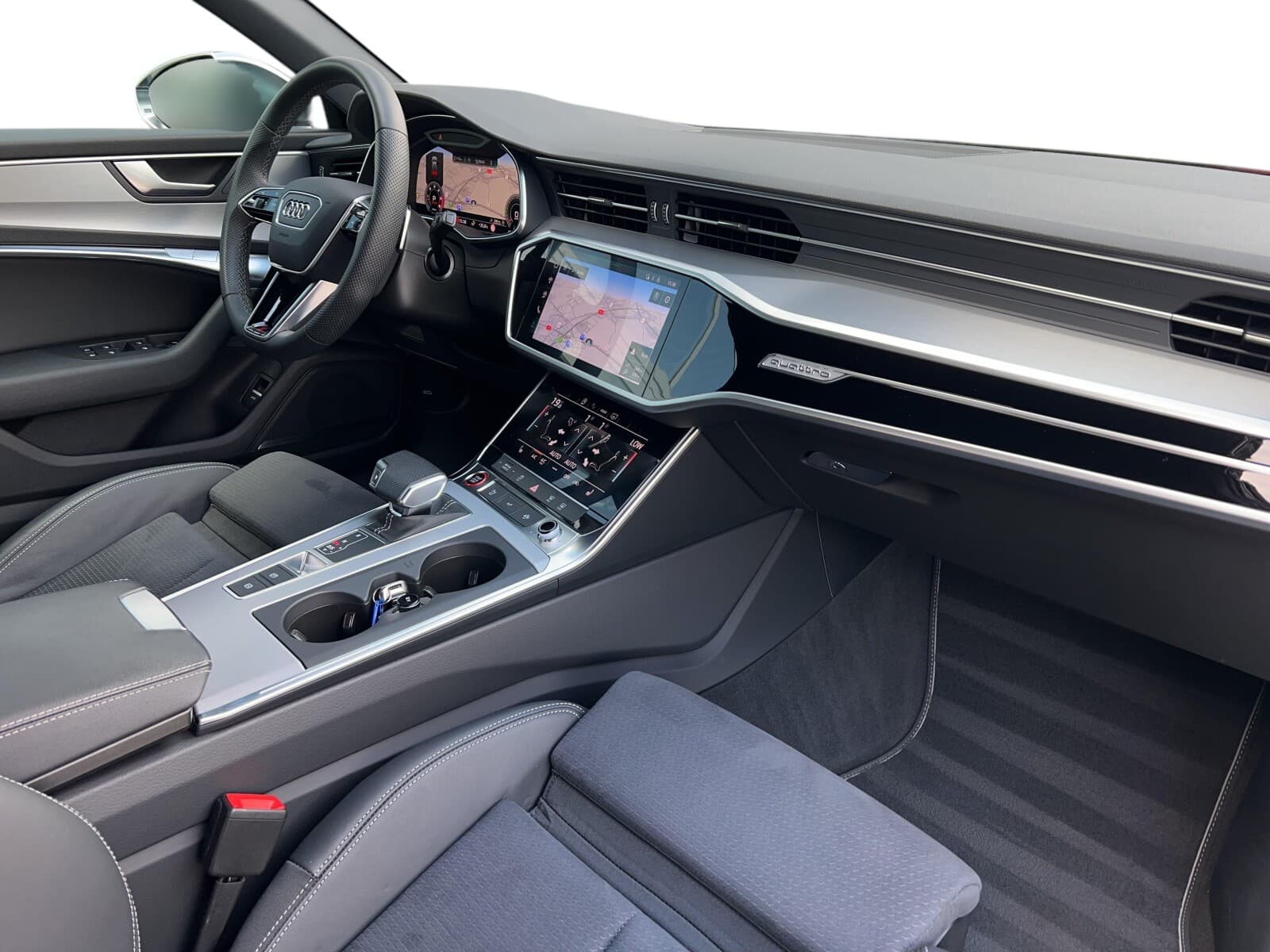 Audi S6 Avant