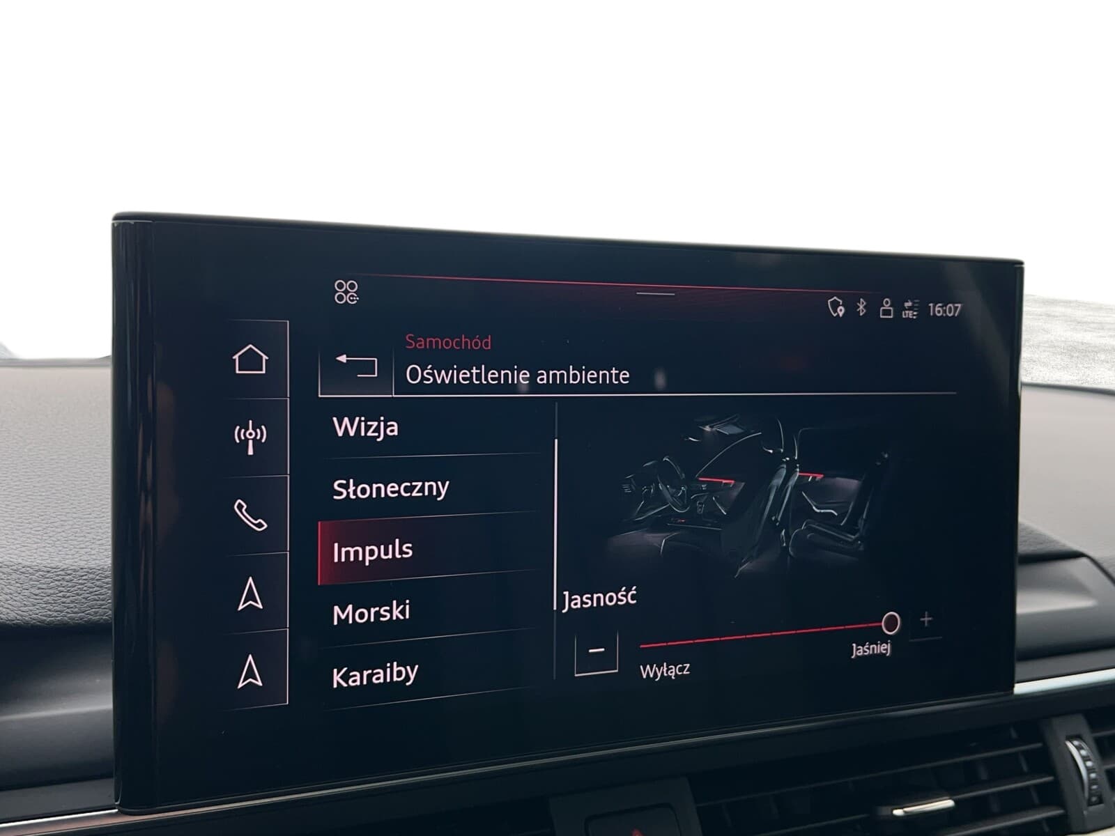 Audi A4 Limousine