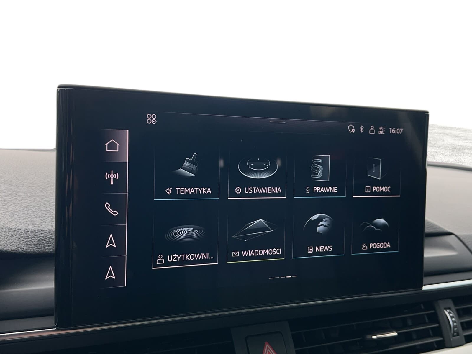 Audi A4 Limousine