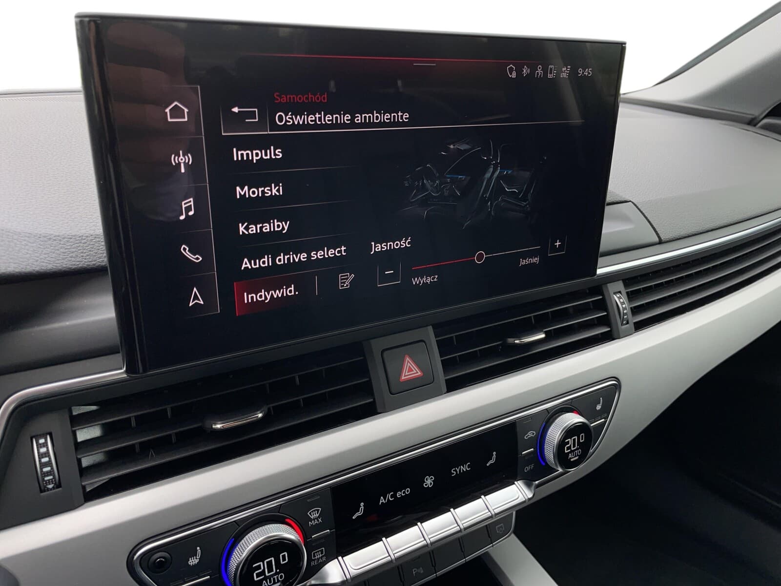 Audi A4 Limousine