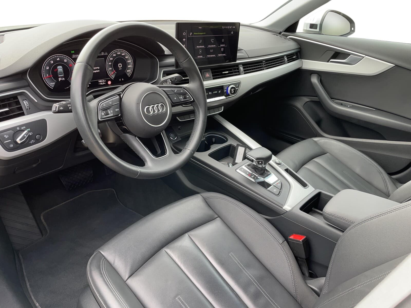 Audi A4 Limousine