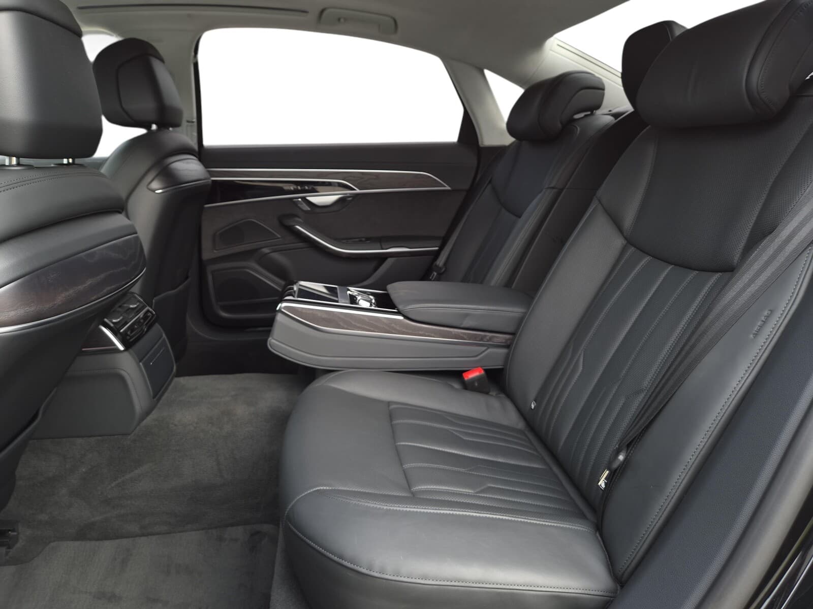 Audi A8 L