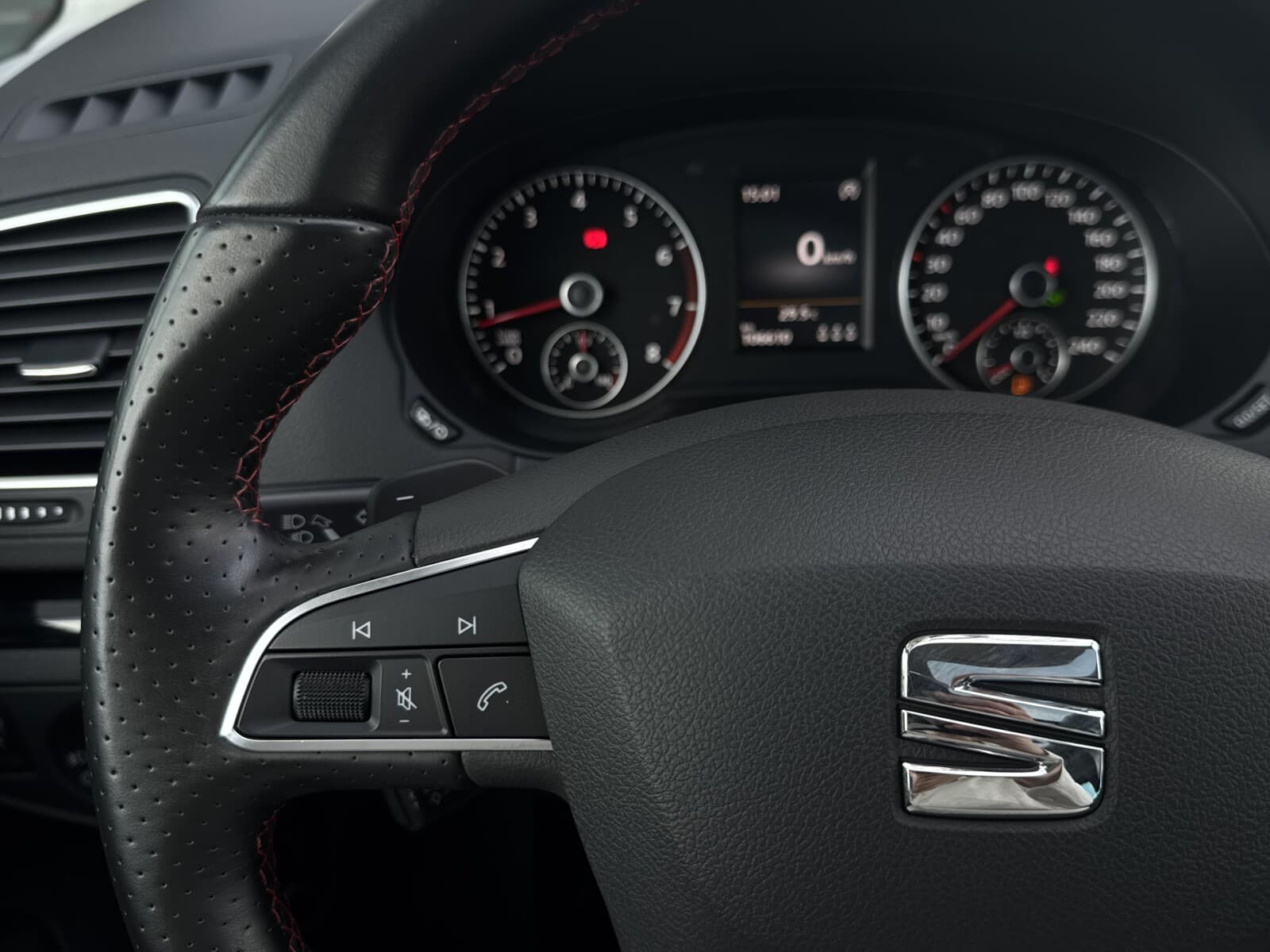 Seat Alhambra