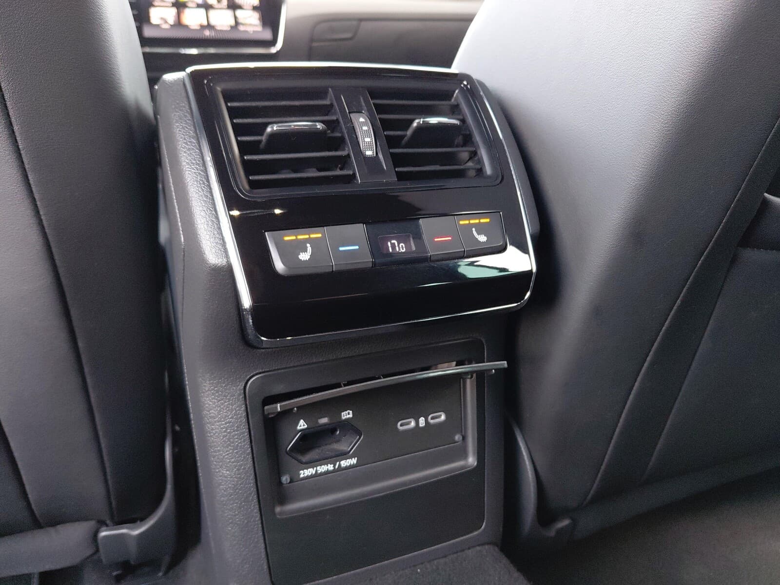 Škoda Superb Combi