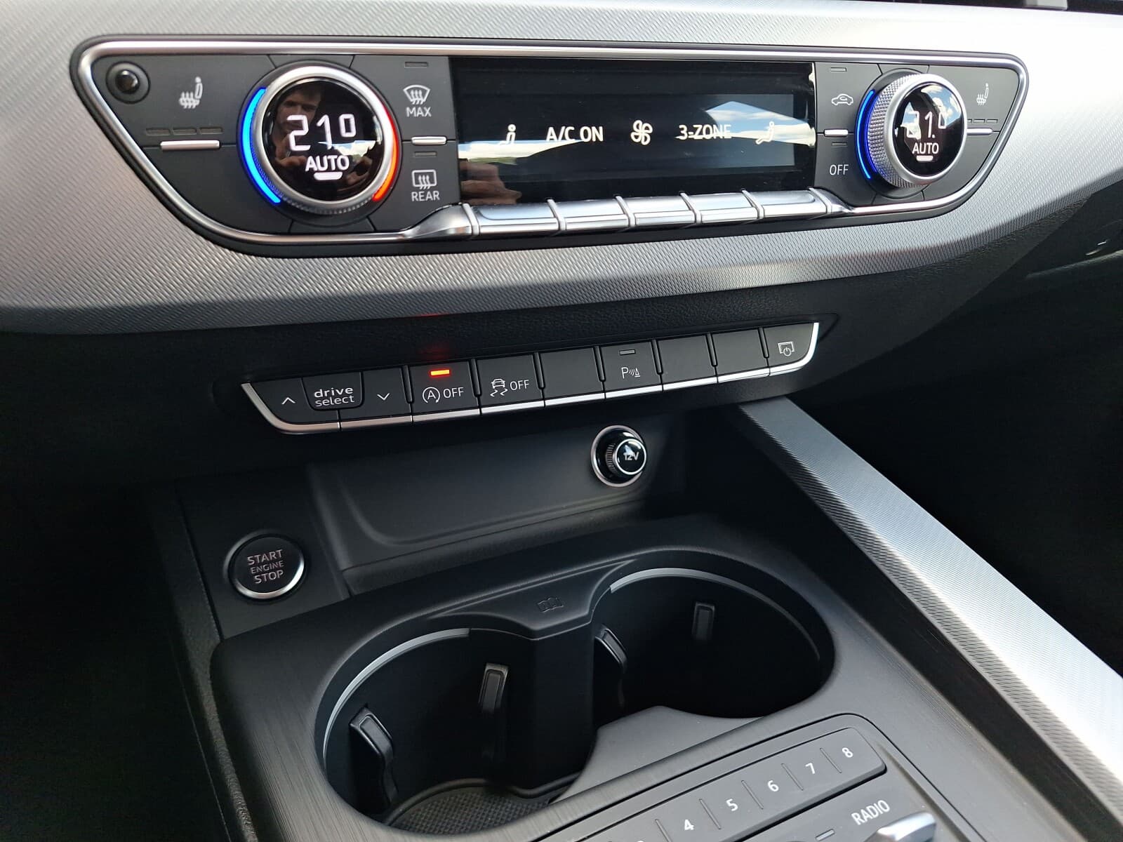Audi A4 Limousine
