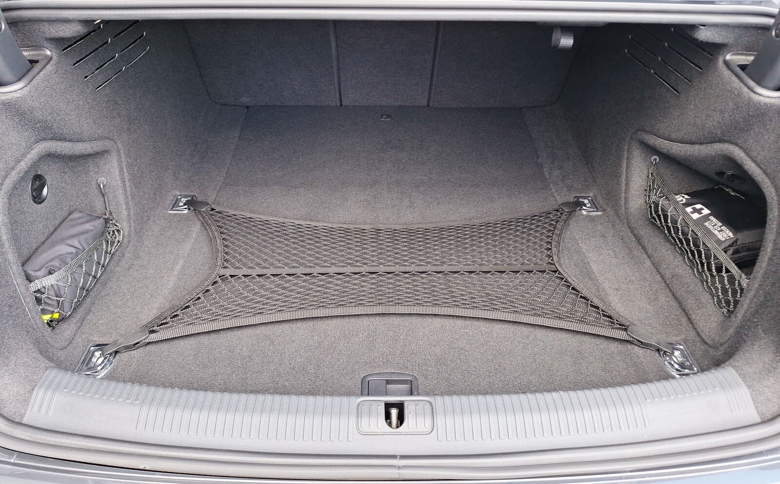 Audi A4 Limousine