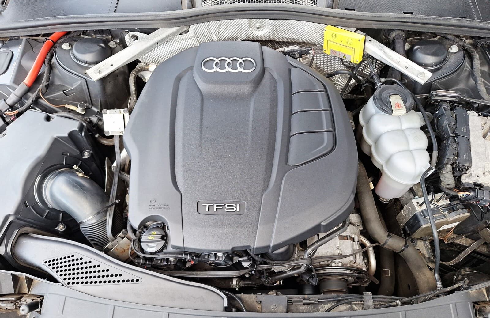 Audi A4 Limousine