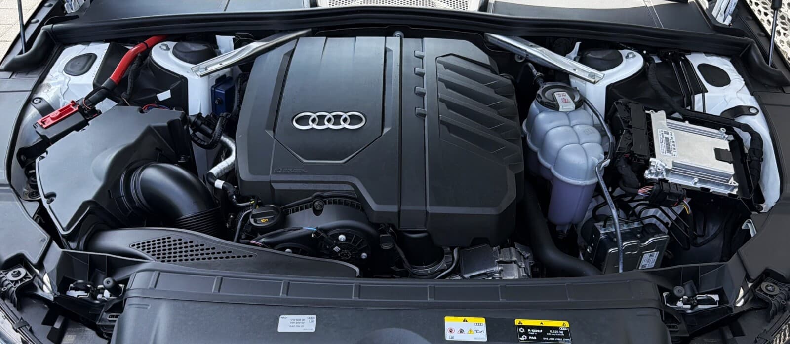 Audi A4 Limousine