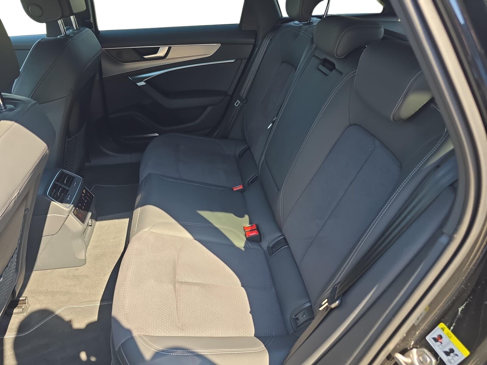 Audi S6 Avant