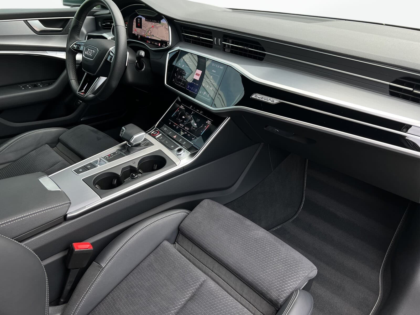 Audi S6 Avant