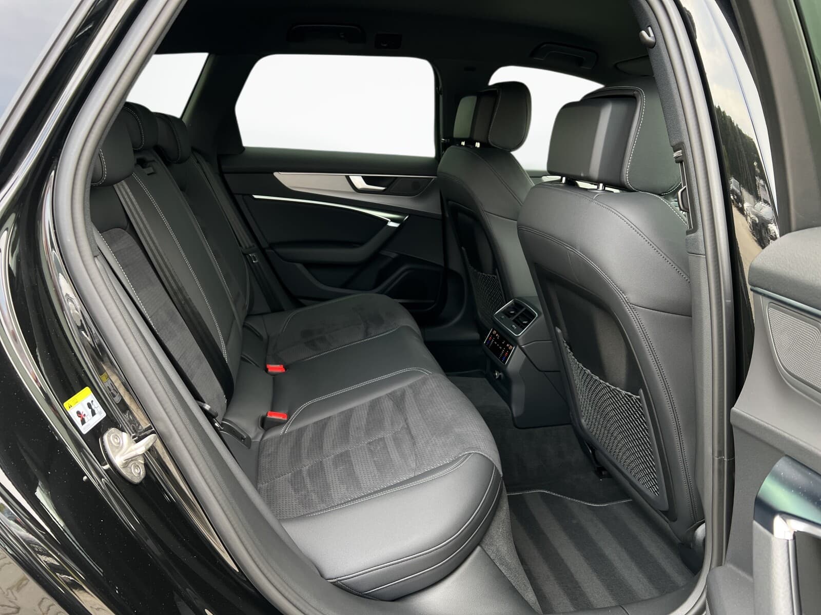 Audi S6 Avant