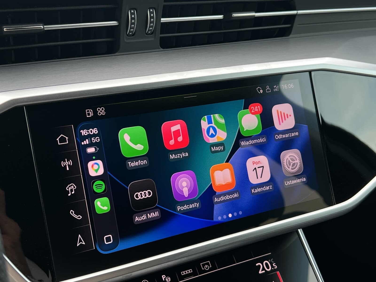 Audi S6 Avant