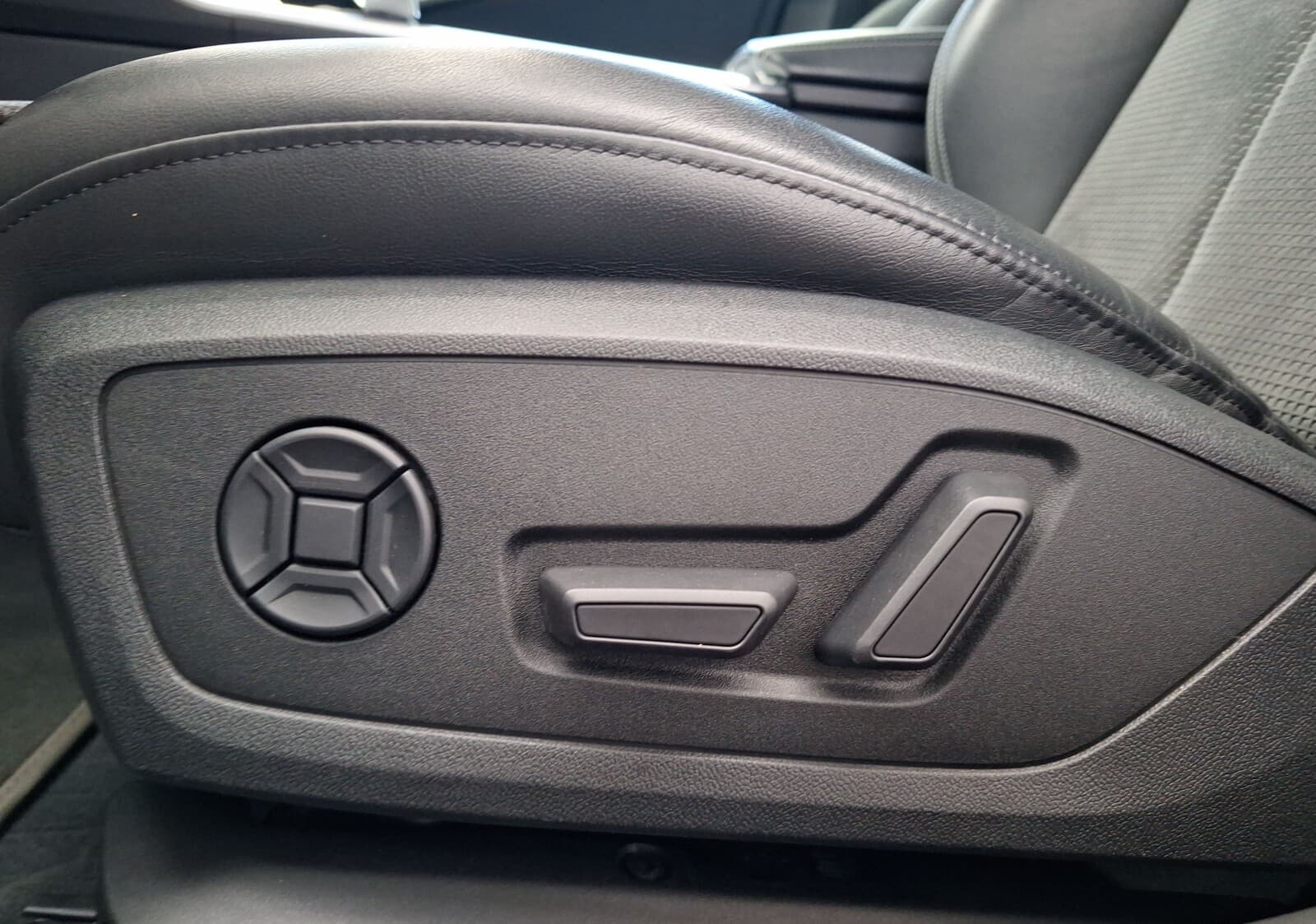 Audi A6 Limousine
