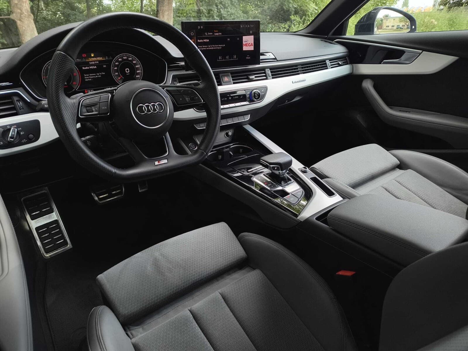 Audi A4 Limousine