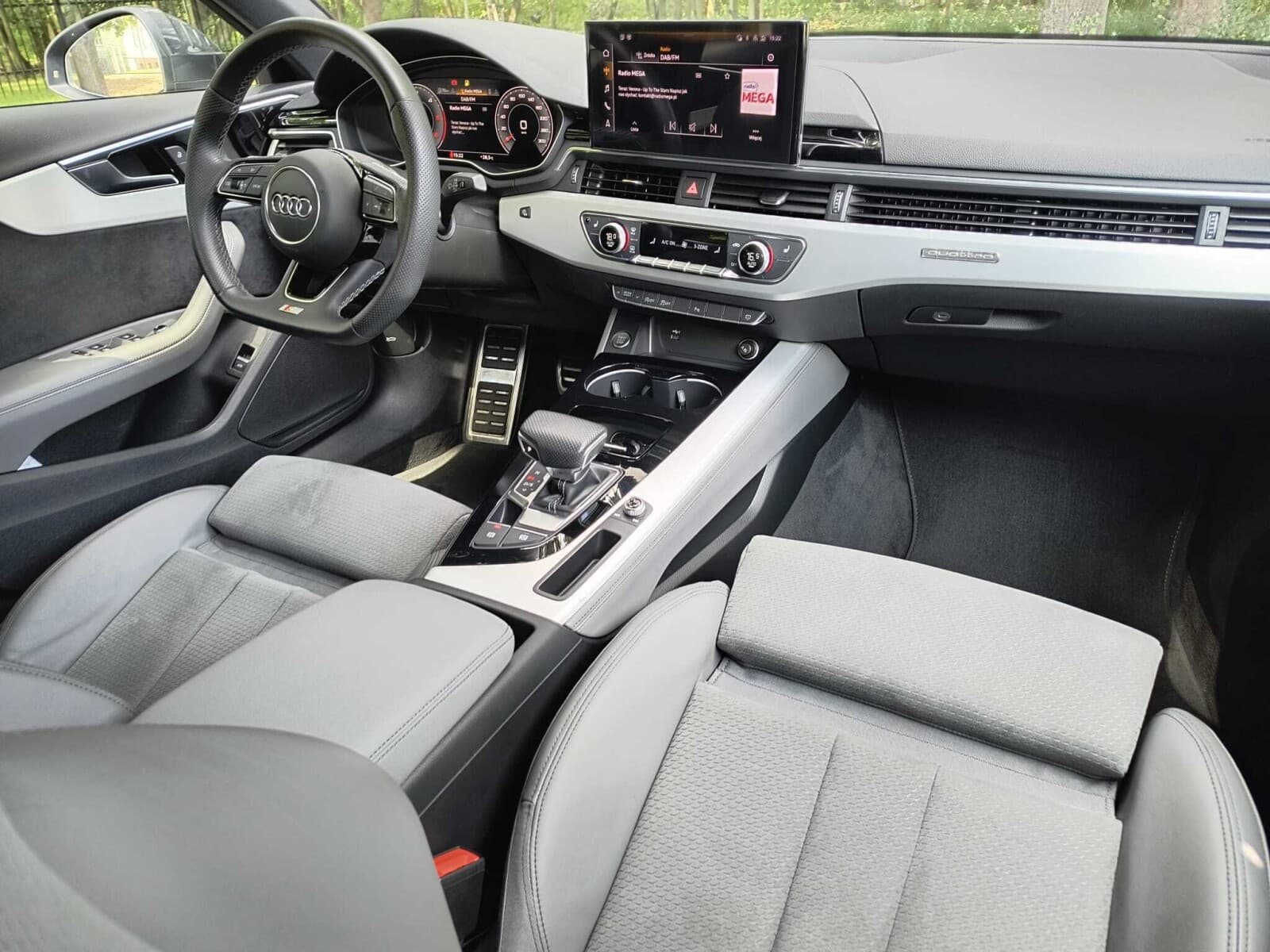 Audi A4 Limousine