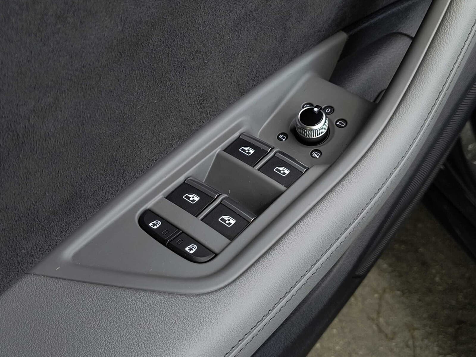 Audi A4 Limousine