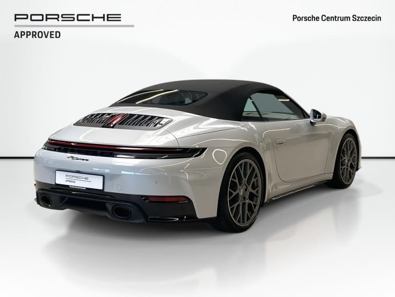 Porsche 911 2025