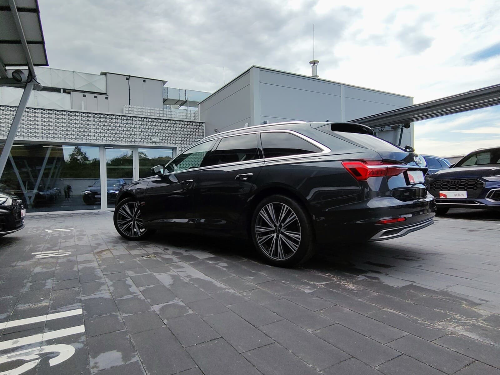 Audi A6 Avant