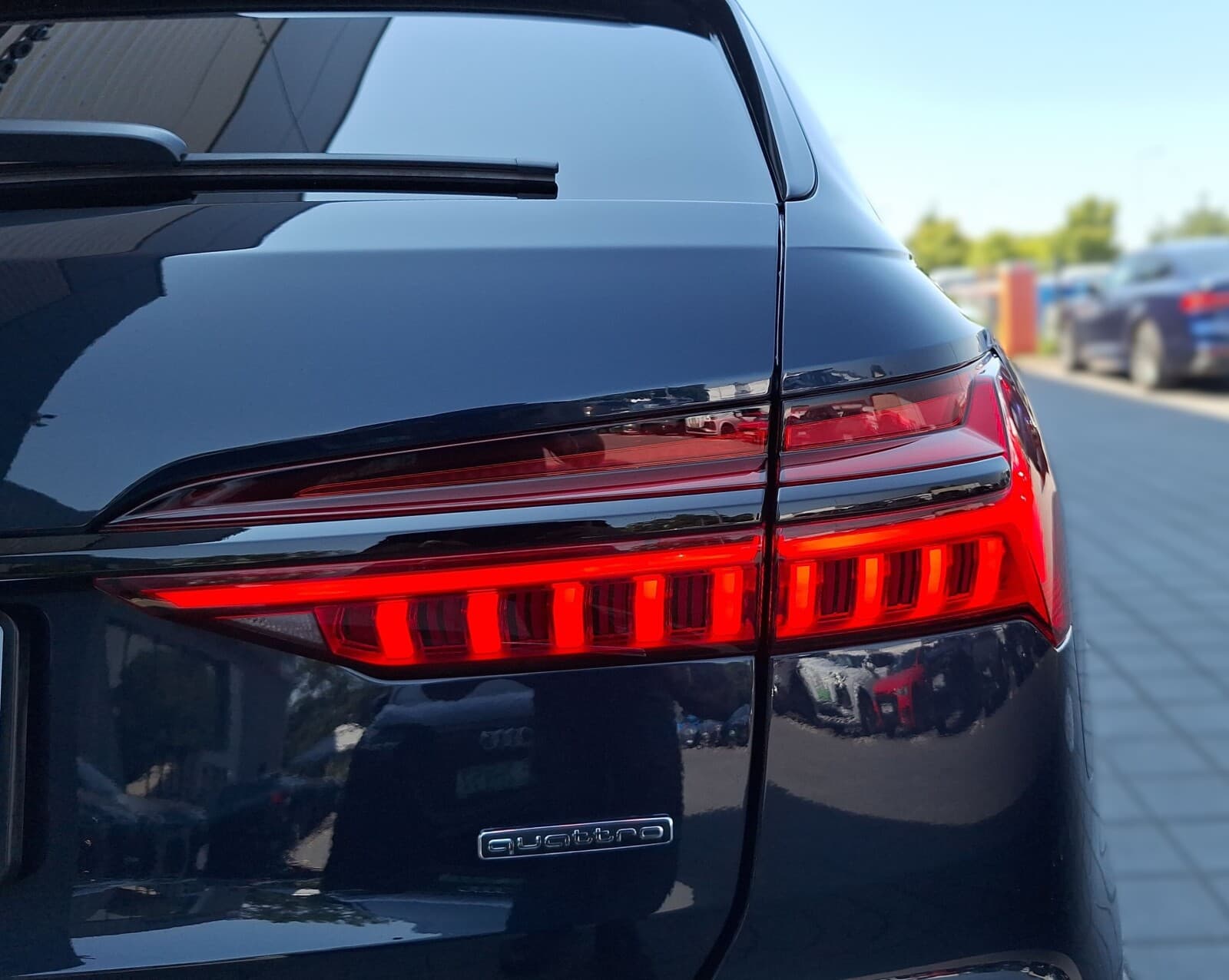 Audi A6 Avant