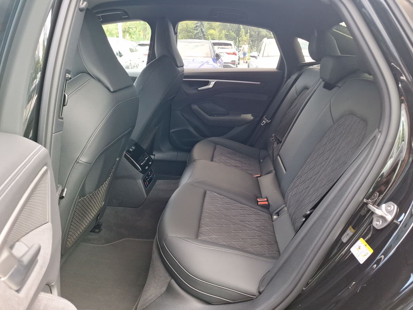 Audi A6 Limousine
