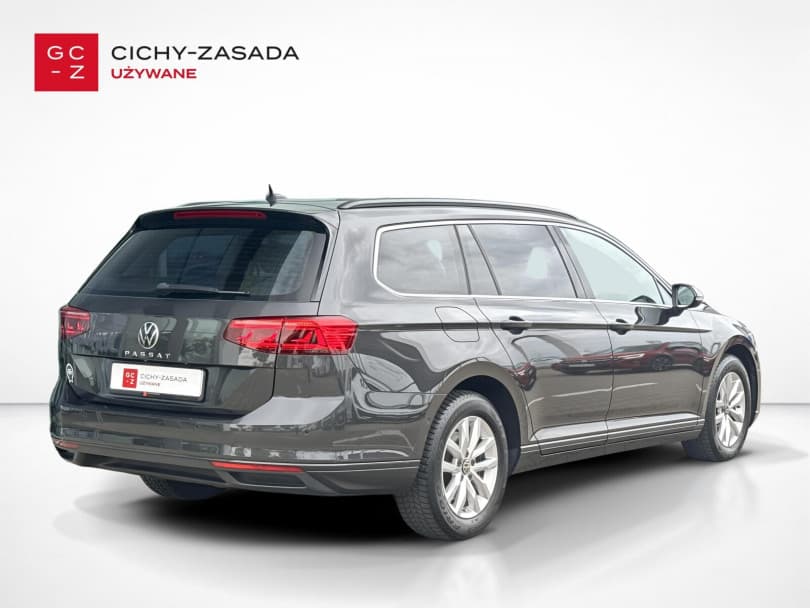 Volkswagen Passat 2022