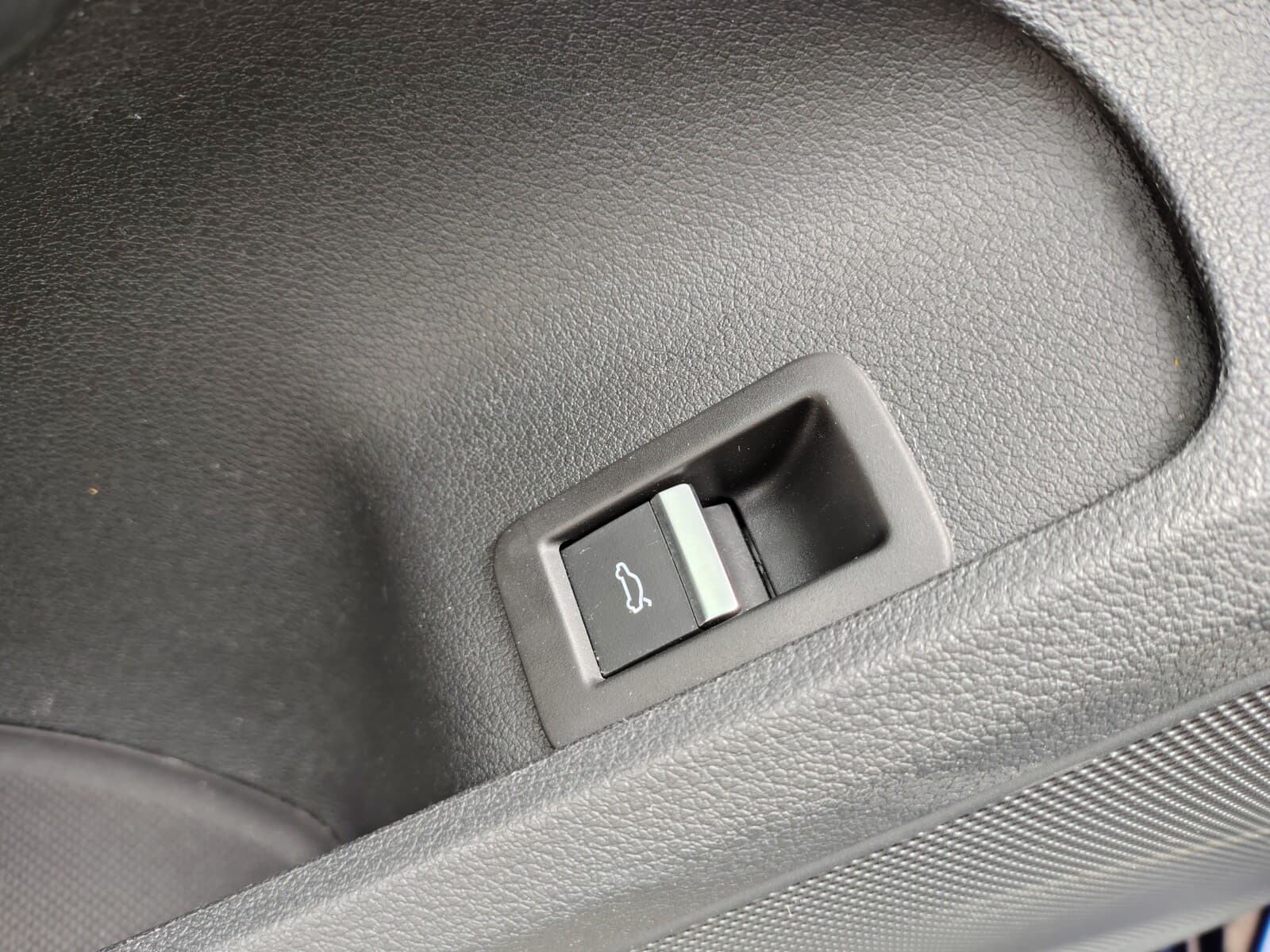 Audi A4 Limousine