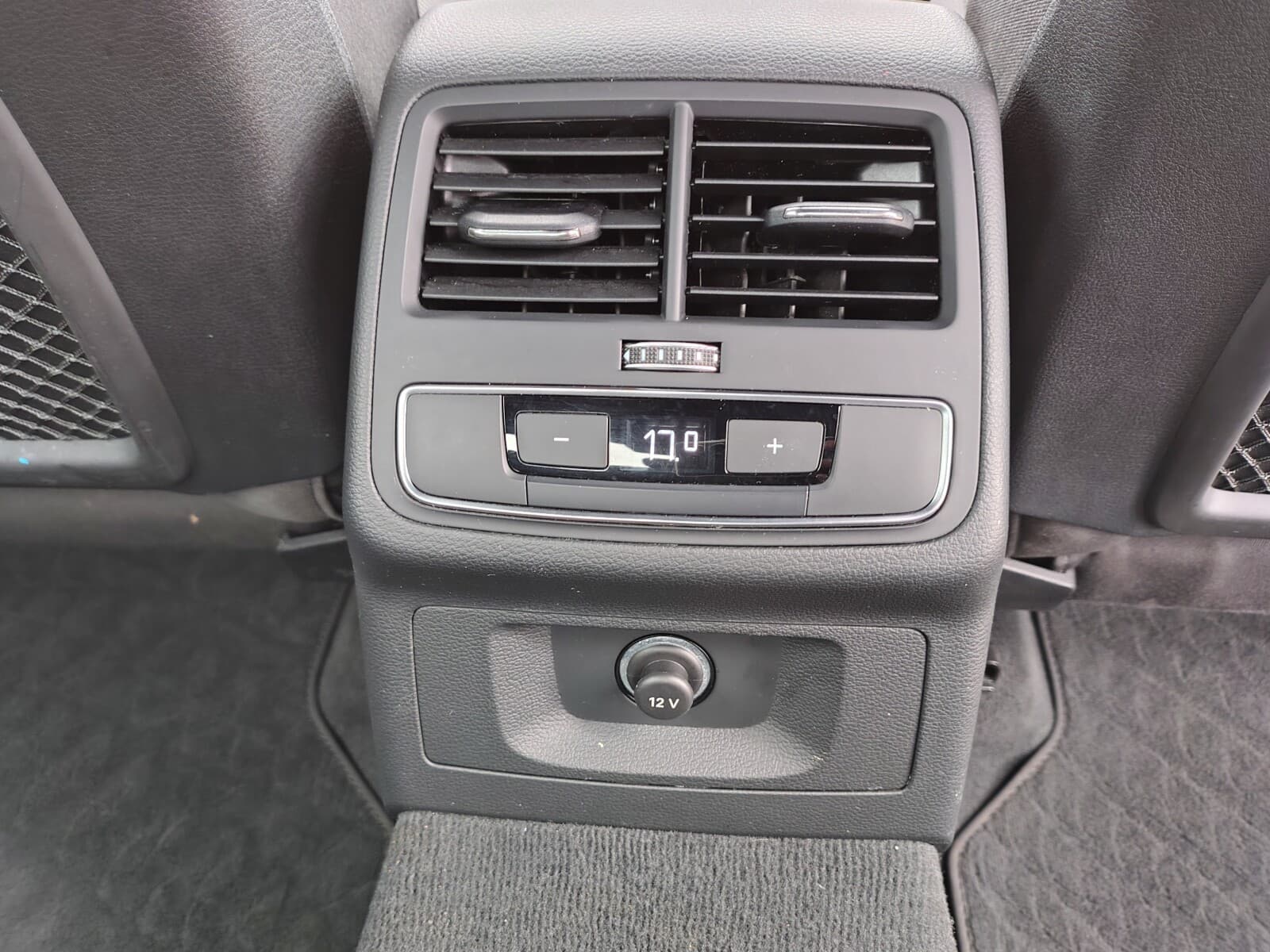 Audi A4 Limousine