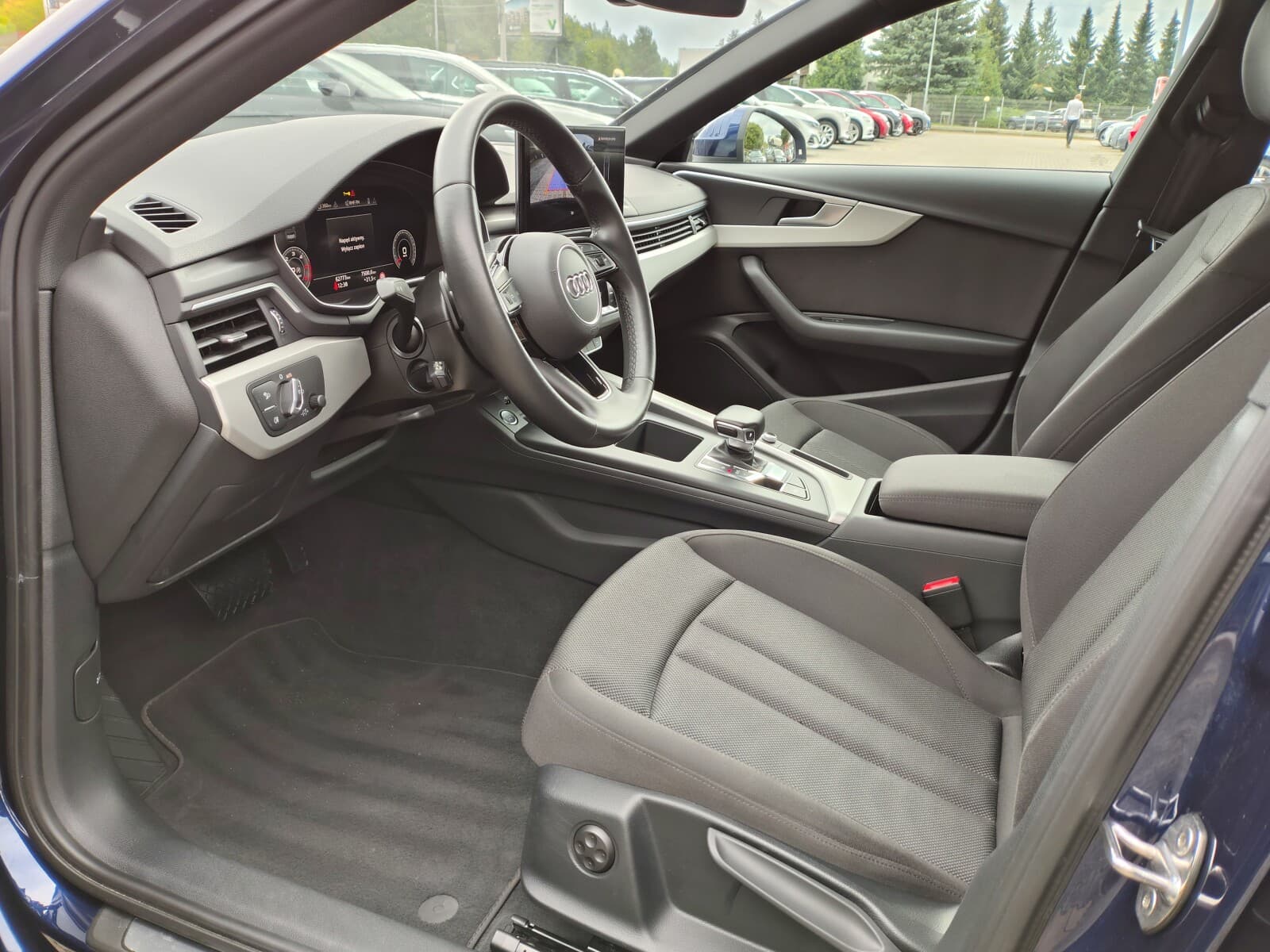 Audi A4 Limousine