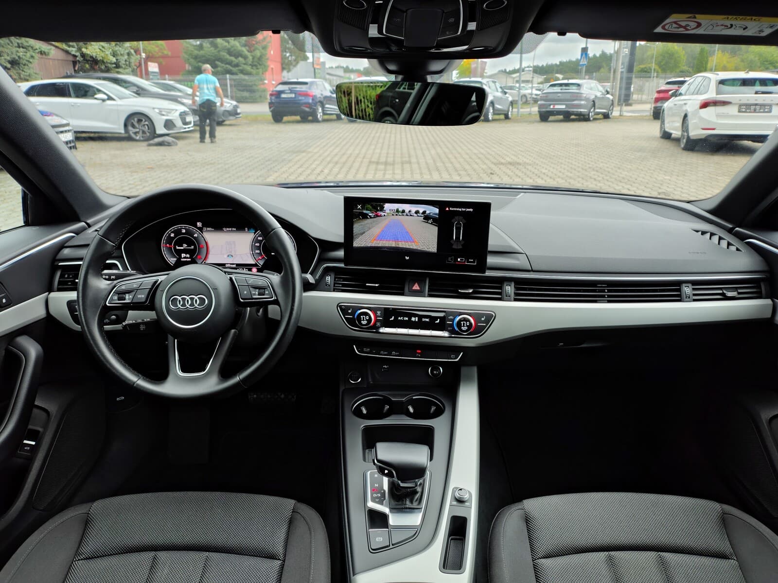 Audi A4 Limousine