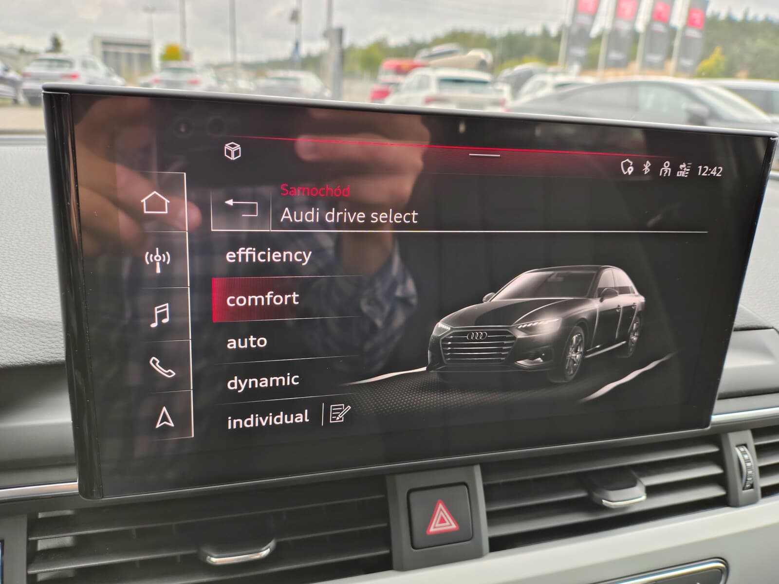 Audi A4 Limousine