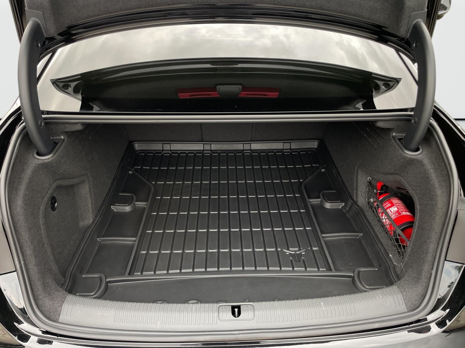 Audi A4 Limousine