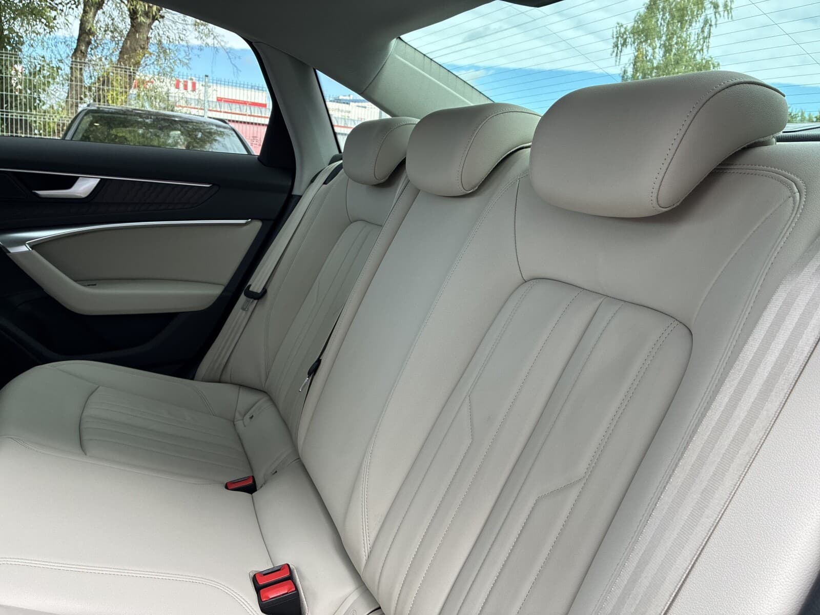 Audi A6 Limousine