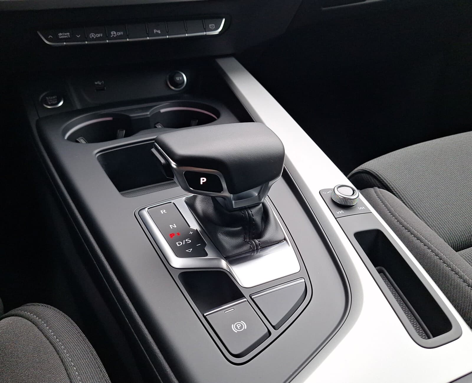 Audi A4 Limousine