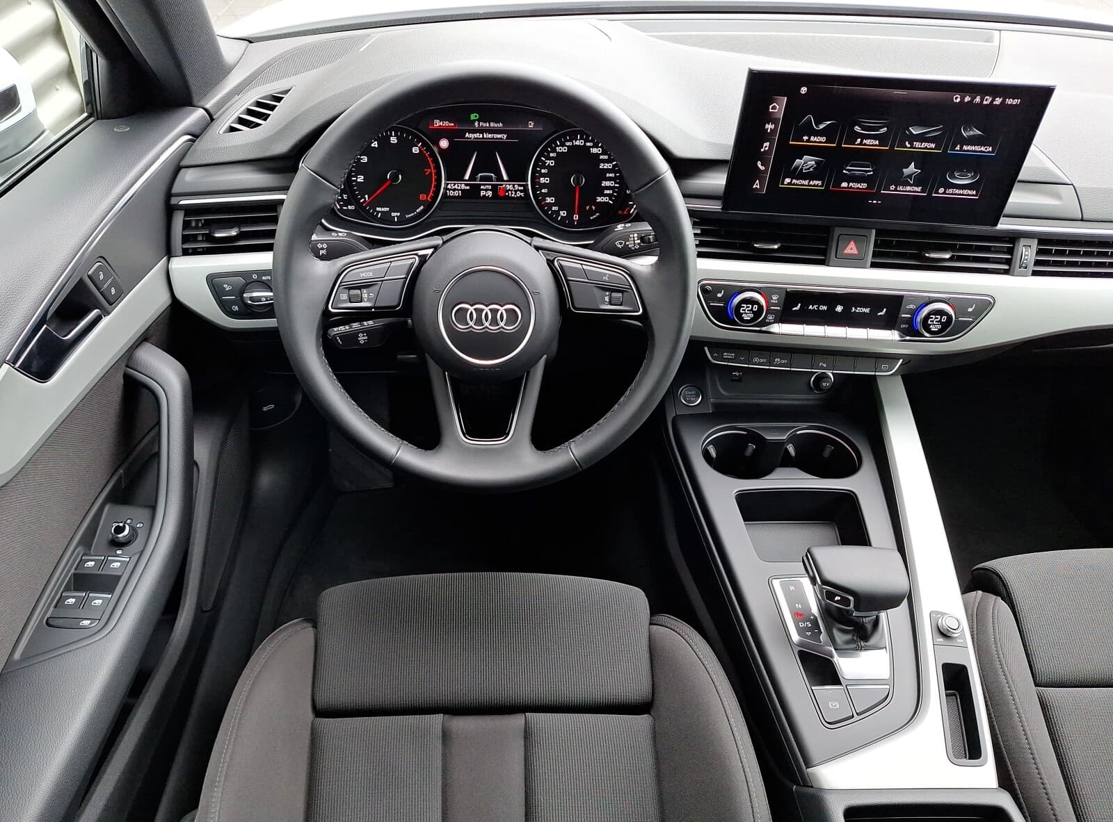 Audi A4 Limousine
