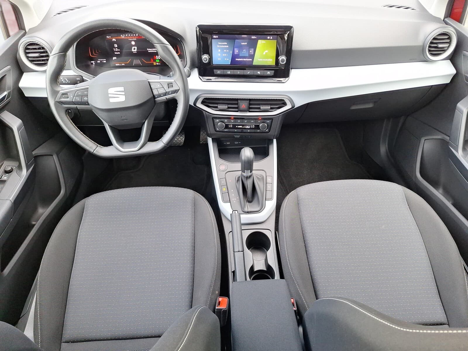 Seat Arona