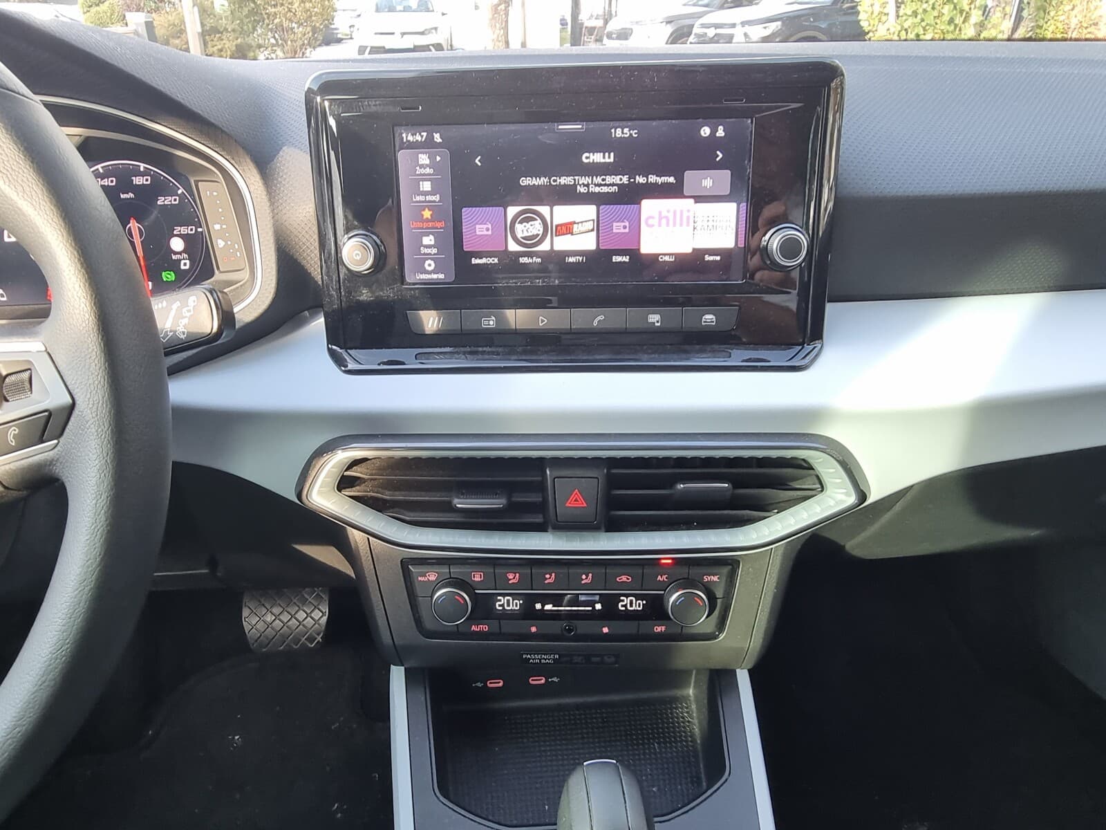 Seat Arona